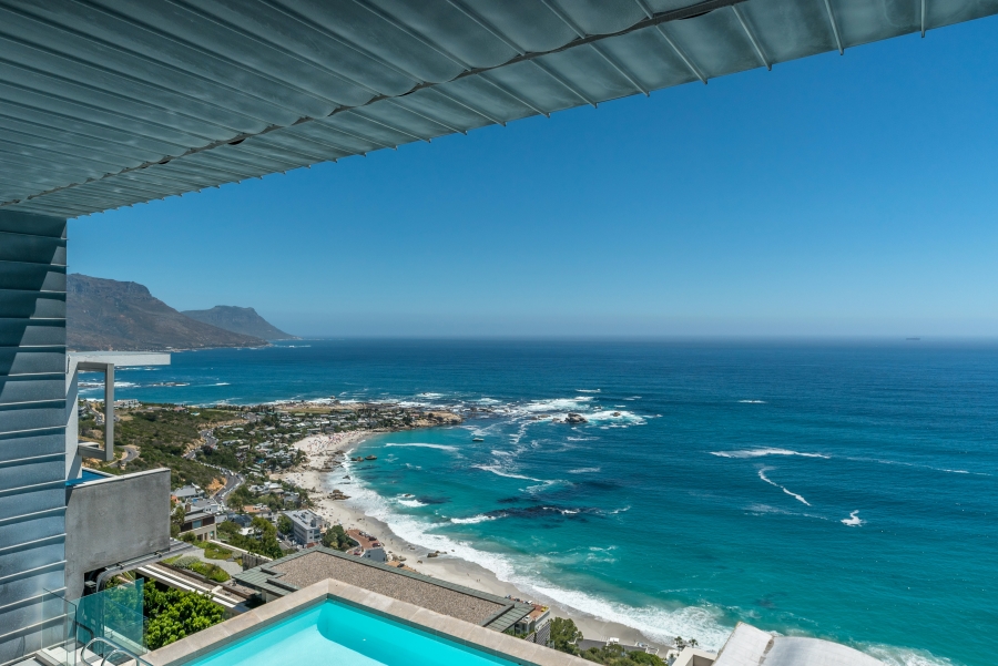 5 Bedroom Property for Sale in Clifton Western Cape